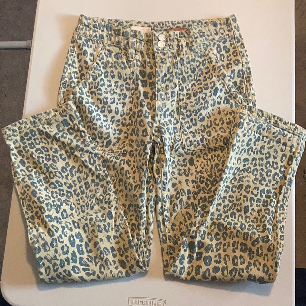 Anthropologie Pilcro The Wanderer Cheetah Print Pants (Size 26)